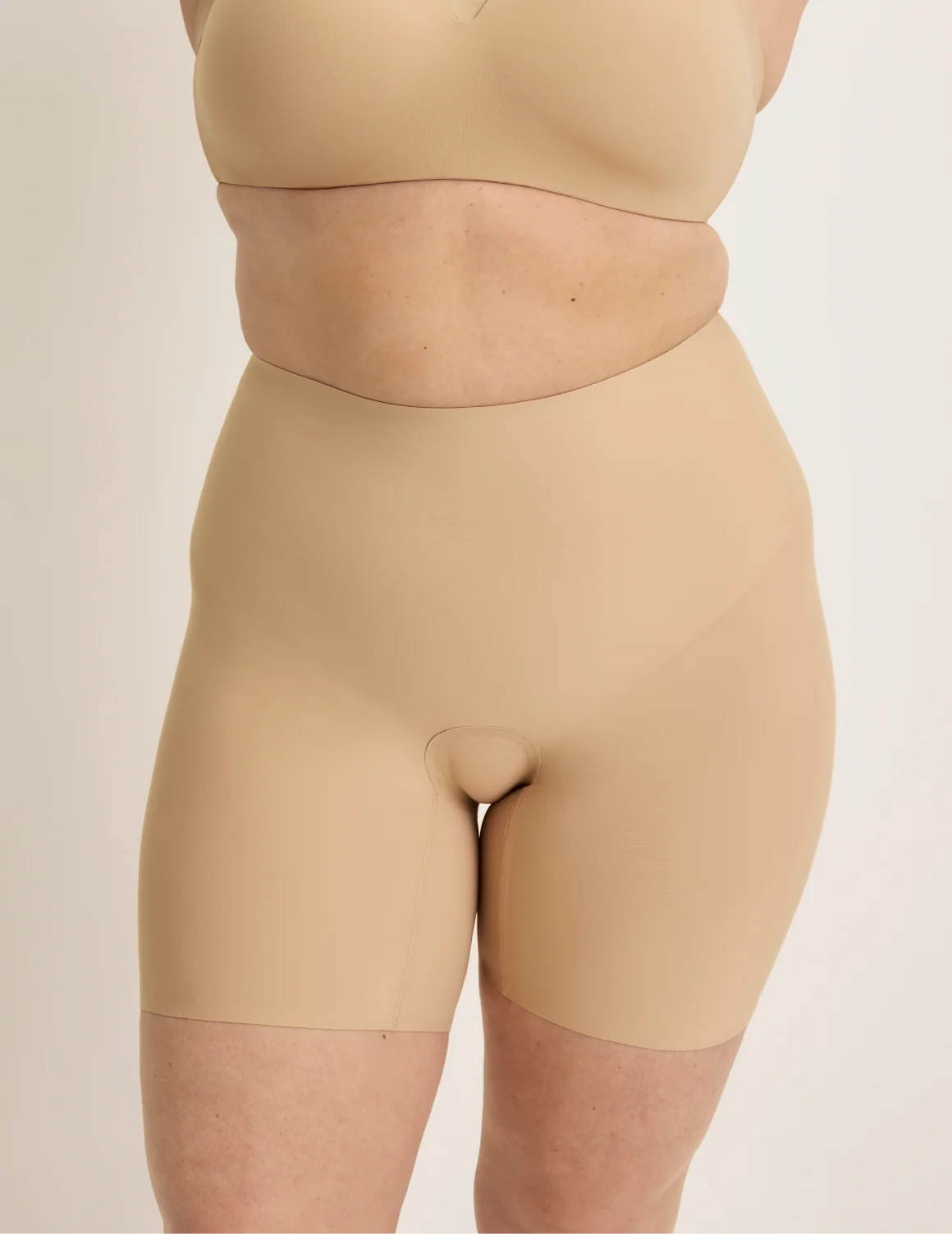 Leakproof Contour Thigh Saver® 6