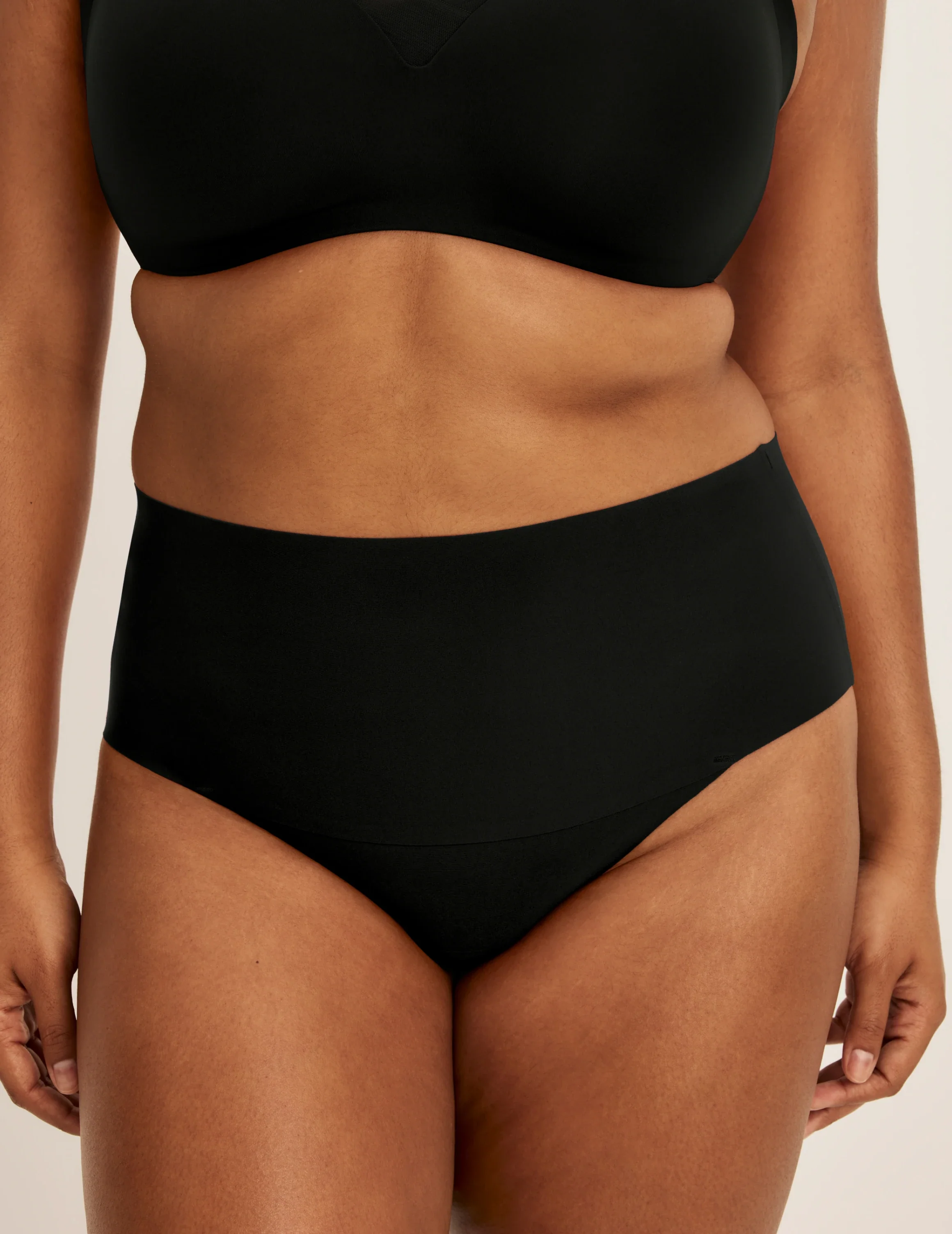 Leakproof Shape & Smooth High Rise